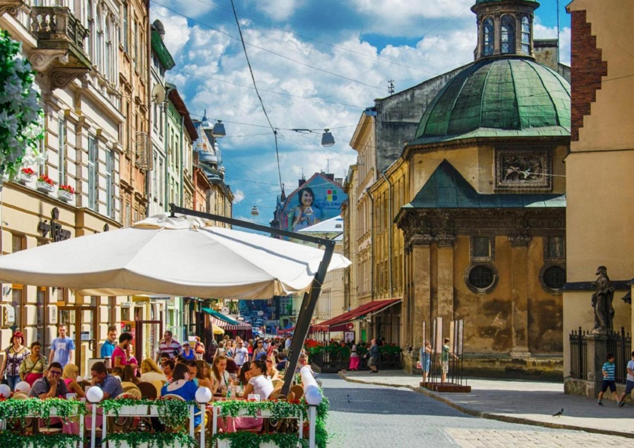Люкс Апартаменти На Площі Ринок Lviv Eksteriør billede