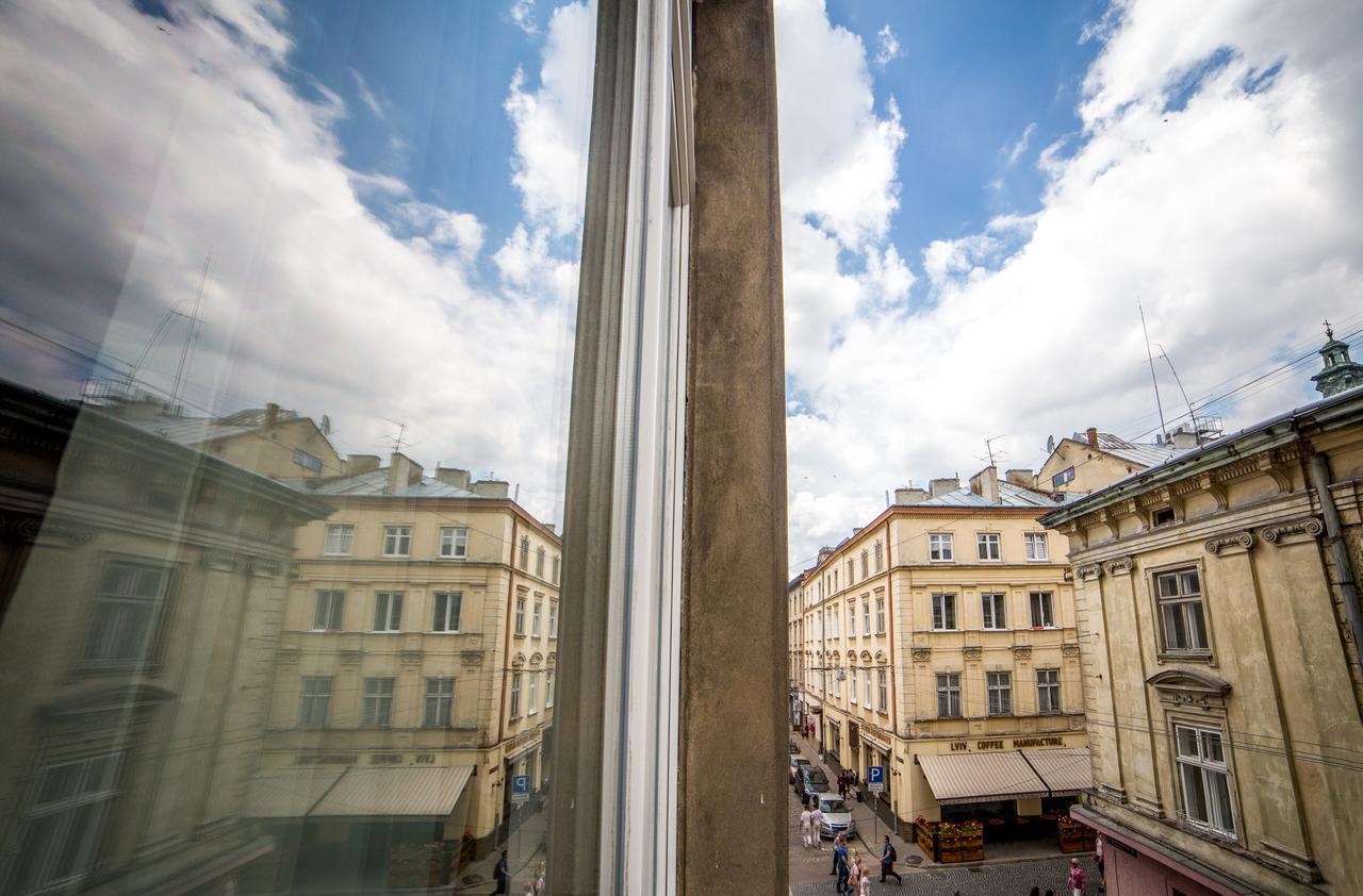 Люкс Апартаменти На Площі Ринок Lviv Eksteriør billede